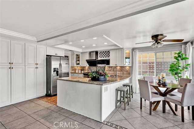 Detail Gallery Image 22 of 66 For 5865 Rexford Ave, Cypress,  CA 90630 - 5 Beds | 4 Baths