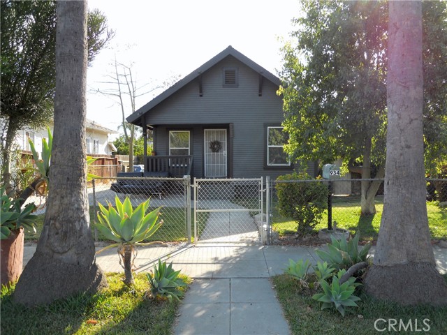 Detail Gallery Image 31 of 31 For 934 E 6th St, Pomona,  CA 91766 - 2 Beds | 2 Baths