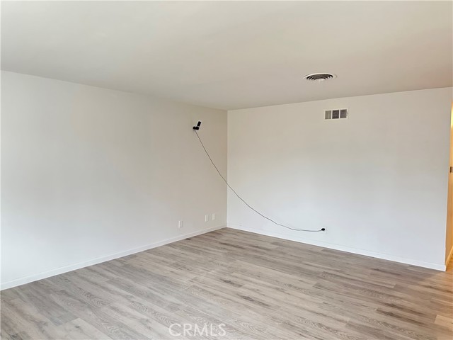 614 E Pondera Street, Lancaster CA: https://media.crmls.org/medias/3da044db-890e-4345-a367-8ec78a663afd.jpg