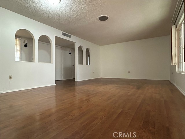 25915 Warwick Road, Menifee CA: https://media.crmls.org/medias/3da06b2d-e129-4b5a-a754-78bb8fc18c63.jpg