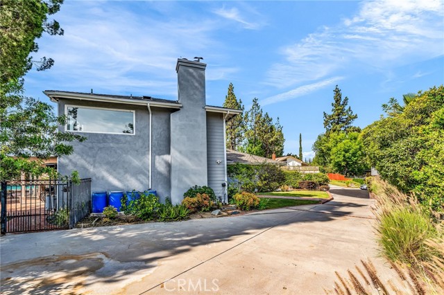 8404 Joan Lane, West Hills CA: https://media.crmls.org/medias/3da0791b-d068-45b9-9f07-7f45486c07d6.jpg