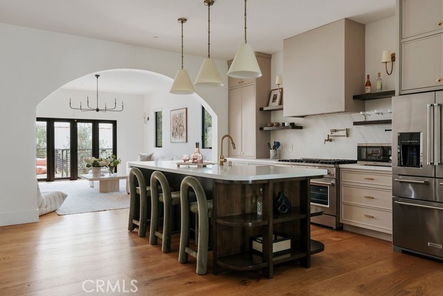 5142 Brynhurst Avenue, Los Angeles CA: https://media.crmls.org/medias/3da0b231-6600-4603-a930-8c53fc502bfc.jpg