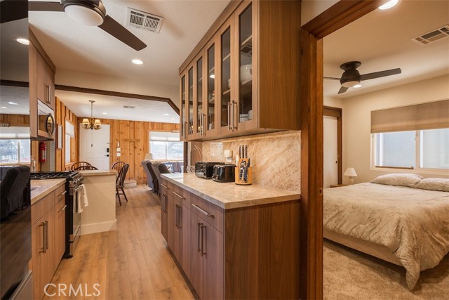 Detail Gallery Image 23 of 40 For 803 Robinhood Bld, Big Bear City,  CA 92314 - 2 Beds | 1 Baths