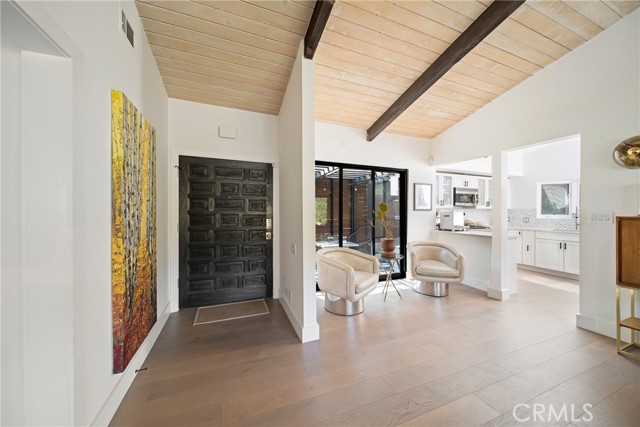 2522 Zorada Drive, Los Angeles CA: https://media.crmls.org/medias/3da1a88c-dfcf-4667-a7fb-398002959616.jpg
