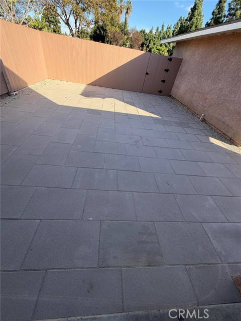 Detail Gallery Image 3 of 9 For 957 S Salem, Anaheim,  CA 92802 - 4 Beds | 2 Baths