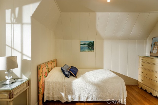 Detail Gallery Image 32 of 75 For 28641 North Shore Rd, Lake Arrowhead,  CA 92352 - 14 Beds | 11/1 Baths