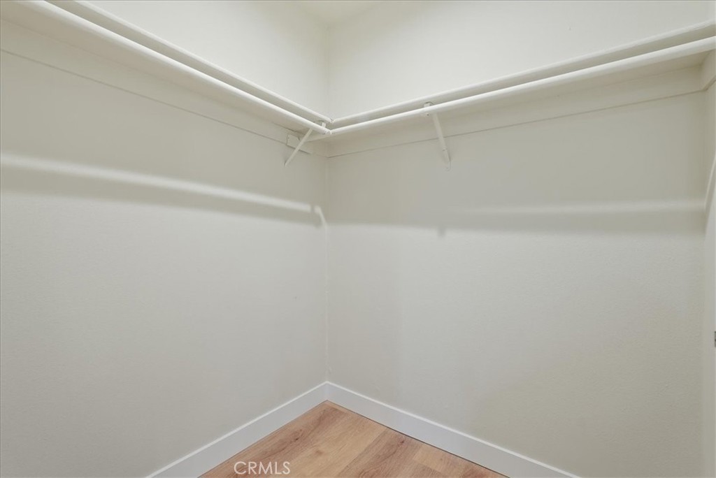 https://media.crmls.org/medias/3da205a2-b8d1-4ae9-8a34-a9200161ad0b.jpg?preset=X-Large