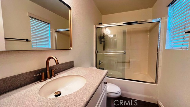 26330 Long Street, Loma Linda CA: https://media.crmls.org/medias/3da28ce7-8eac-4308-8ead-d8fc6c2a04b1.jpg