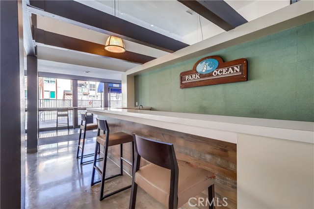 5585 E Pacific Coast, Long Beach CA: https://media.crmls.org/medias/3da29a03-9061-48a0-b5dc-fae1a1e1c0e3.jpg