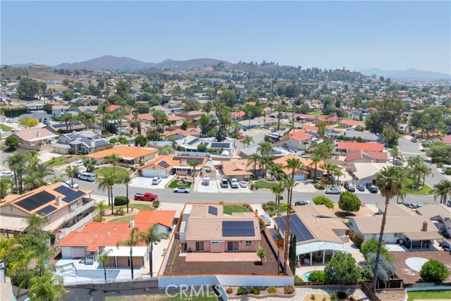 29817 Sloop Drive, Canyon Lake CA: https://media.crmls.org/medias/3da32238-54f4-4998-a423-477ab27e0e71.jpg