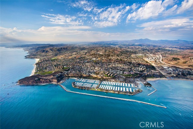 33966 Cape Cove, Dana Point CA: https://media.crmls.org/medias/3da36251-88bb-41fc-bc27-cc97965c4358.jpg