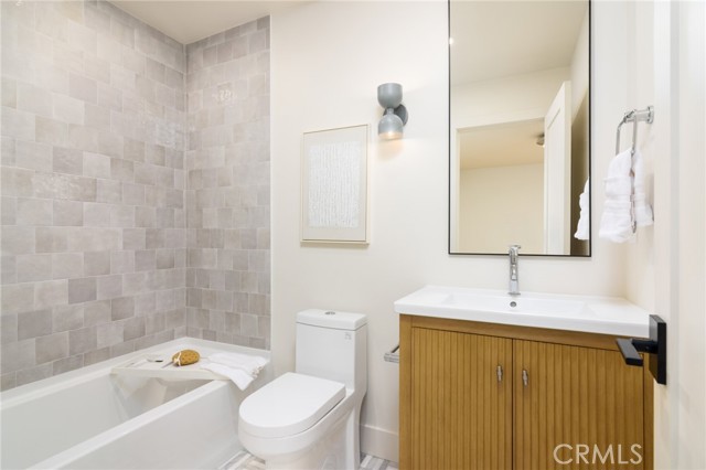 Detail Gallery Image 29 of 40 For 1206 Blue Gum Ln, Newport Beach,  CA 92660 - 3 Beds | 3/1 Baths