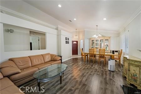 13487 Treasure Way, Chino Hills CA: https://media.crmls.org/medias/3da54e05-fb7f-4e8f-841a-2c918473daab.jpg