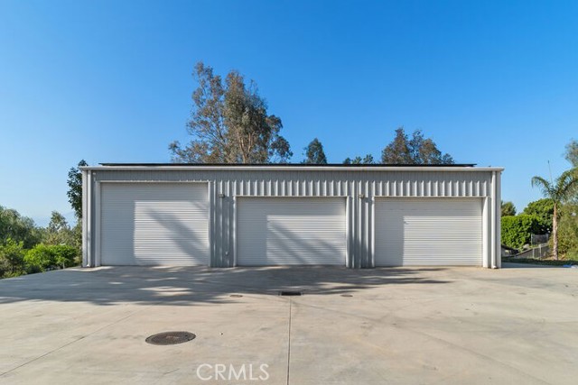 17289 Mariposa Avenue, Riverside CA: https://media.crmls.org/medias/3da57514-0e7e-4dbb-aeed-ac36cae3aa59.jpg