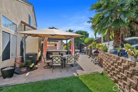 43025 Corte Salamanca, Temecula CA: https://media.crmls.org/medias/3da5b178-25d1-4c74-a5d1-d8375bee28de.jpg