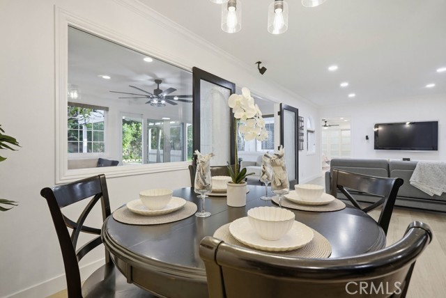 Detail Gallery Image 12 of 66 For 10232 Hialeah, Cypress,  CA 90630 - 5 Beds | 2/1 Baths