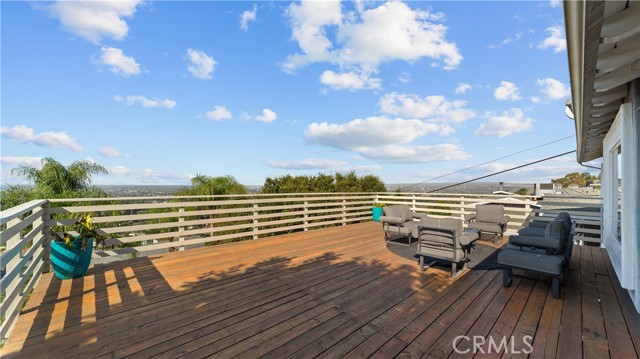 12032 S Circle Drive, Whittier CA: https://media.crmls.org/medias/3da85f5d-6096-4c0a-90e5-22120c795d55.jpg