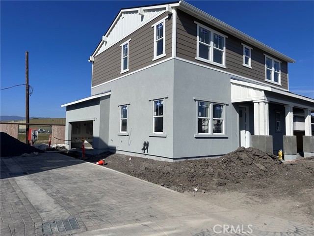 Detail Gallery Image 2 of 7 For 208 Kitty Hawk Ct, San Luis Obispo,  CA 93401 - 3 Beds | 2/1 Baths