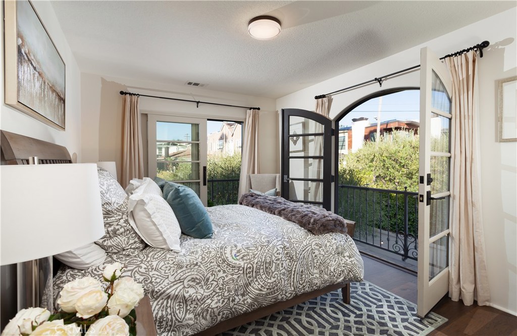 MLS #OC25144994 img 36