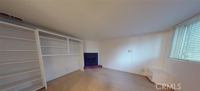 Detail Gallery Image 3 of 12 For 4660 Coldwater Canyon Ave #4,  Studio City,  CA 91604 - 2 Beds | 2 Baths