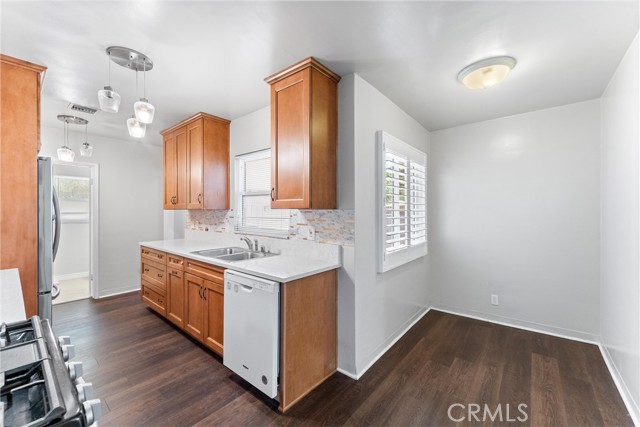 311 N Dexford Drive, La Habra CA: https://media.crmls.org/medias/3daaca73-e226-4e41-b9ea-8e20ba04d3c5.jpg
