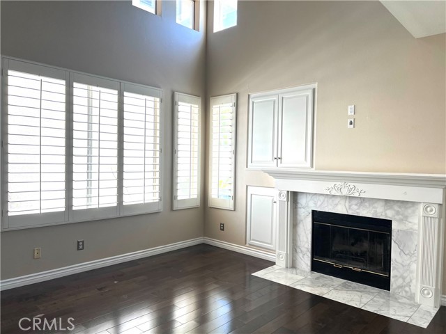 Detail Gallery Image 4 of 18 For 13609 Netto Ridge Ct, La Mirada,  CA 90638 - 3 Beds | 3 Baths