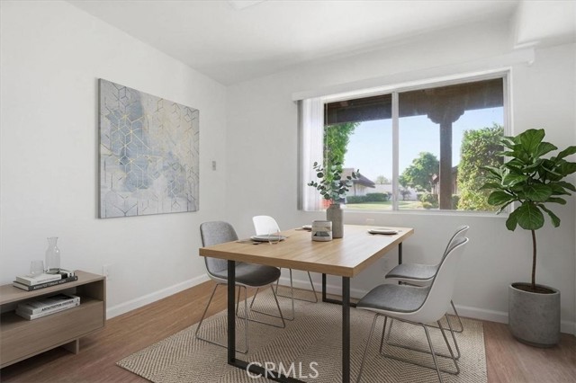 Detail Gallery Image 2 of 57 For 2011 W Katella, Anaheim,  CA 92804 - 2 Beds | 2 Baths