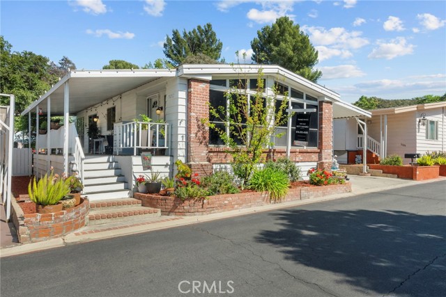 Detail Gallery Image 1 of 28 For 31212 Lakehills Rd #24,  Castaic,  CA 91384 - 3 Beds | 2 Baths