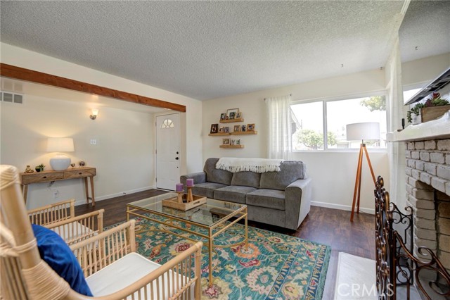 Detail Gallery Image 11 of 37 For 832 W 169th Street, Gardena,  CA 90247 - 3 Beds | 2 Baths