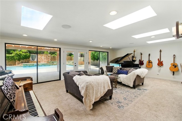 342 Canyon View Drive, Calimesa CA: https://media.crmls.org/medias/3dad2bda-f355-4ffb-a3f1-e5276aa86884.jpg