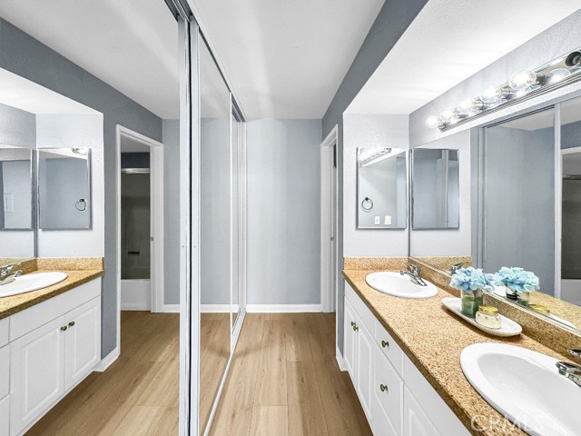 MLS #SR25265868 image #9