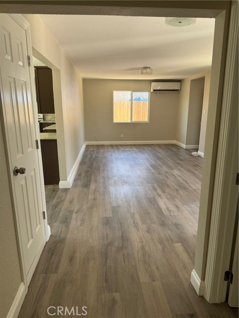 518 E 2nd Street, Rialto CA: https://media.crmls.org/medias/3dad892d-de84-440a-be29-d5ddc38d6a4f.jpg