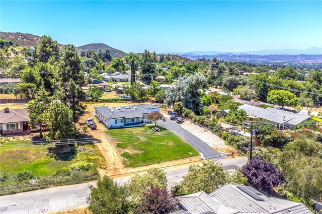 Detail Gallery Image 4 of 13 For 36041 Highland Ave, Yucaipa,  CA 92399 - – Beds | – Baths