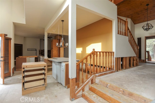 Detail Gallery Image 10 of 30 For 2701 Hillcrest Ct, Frazier Park,  CA 93225 - 3 Beds | 2/1 Baths