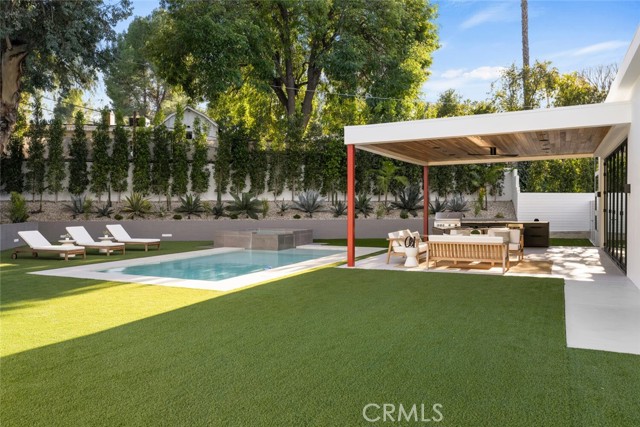 Detail Gallery Image 40 of 51 For 22020 Alizondo, Woodland Hills,  CA 91364 - 3 Beds | 3 Baths