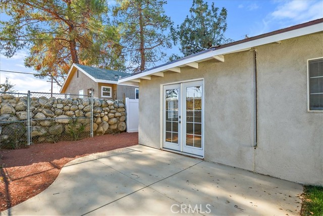 1318 Malachite Avenue, Mentone CA: https://media.crmls.org/medias/3db07d75-3823-4040-8eb6-e921dc525fbf.jpg