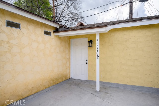 Detail Gallery Image 2 of 18 For 5332 Buchanan #1/2,  Los Angeles,  CA 90042 - 2 Beds | 1 Baths