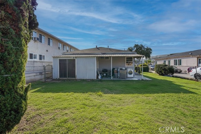 Detail Gallery Image 11 of 16 For 14522 Avis Ave, Lawndale,  CA 90260 - – Beds | – Baths