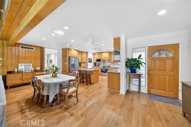 Detail Gallery Image 9 of 75 For 4872 N Arcade, Fresno,  CA 93704 - 4 Beds | 2 Baths