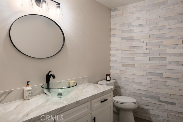 27843 Peninsula N Drive, Lake Arrowhead CA: https://media.crmls.org/medias/3db171db-1e4e-4972-b86d-9216af2fee0d.jpg