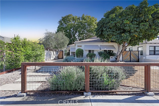 Detail Gallery Image 3 of 50 For 1238 N Kenwood, Burbank,  CA 91505 - – Beds | – Baths