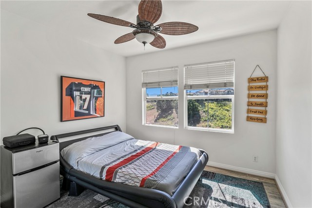 Detail Gallery Image 14 of 38 For 27014 Fairway Ln, Valencia,  CA 91381 - 3 Beds | 2 Baths