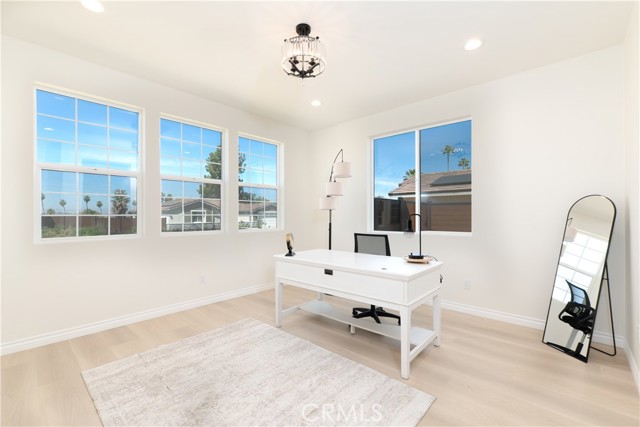 Detail Gallery Image 13 of 36 For 5978 Copperfield Ave, Riverside,  CA 92506 - 5 Beds | 4/1 Baths