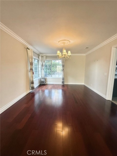 Detail Gallery Image 5 of 33 For 213 E Borromeo, Placentia,  CA 92870 - 5 Beds | 4 Baths