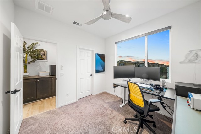 Detail Gallery Image 23 of 34 For 329 N Standard, Santa Ana,  CA 92701 - 4 Beds | 3/1 Baths