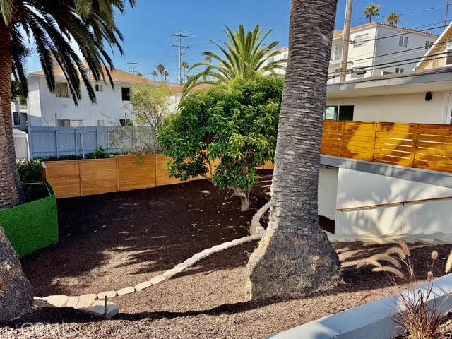 102 Trafalgar Lane, San Clemente CA: https://media.crmls.org/medias/3db55251-bc34-4d04-b2a6-238064eedcc3.jpg