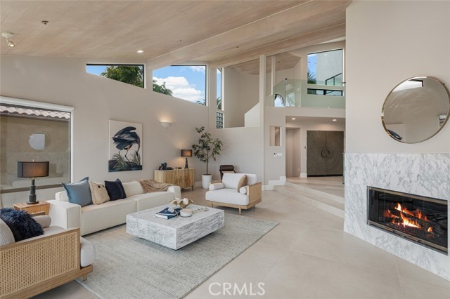 25102 Alicia Drive, Dana Point CA: https://media.crmls.org/medias/3db566a4-f4a1-43f0-aaaa-b51cac28626e.jpg