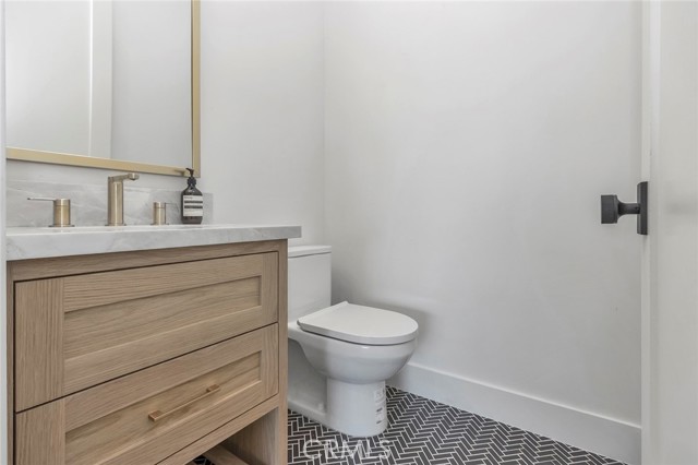 26474 Ranch Creek Road, Canyon Country CA: https://media.crmls.org/medias/3db59763-2118-40e4-9551-bd31294dc5e8.jpg