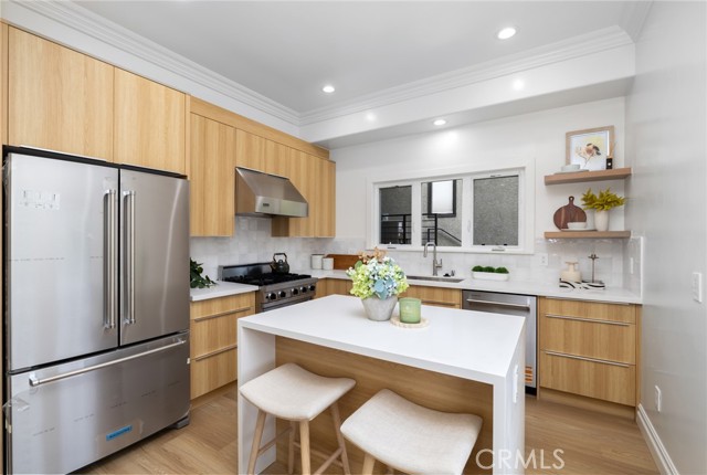 Detail Gallery Image 8 of 25 For 823 Oneonta, South Pasadena,  CA 91030 - 4 Beds | 3 Baths