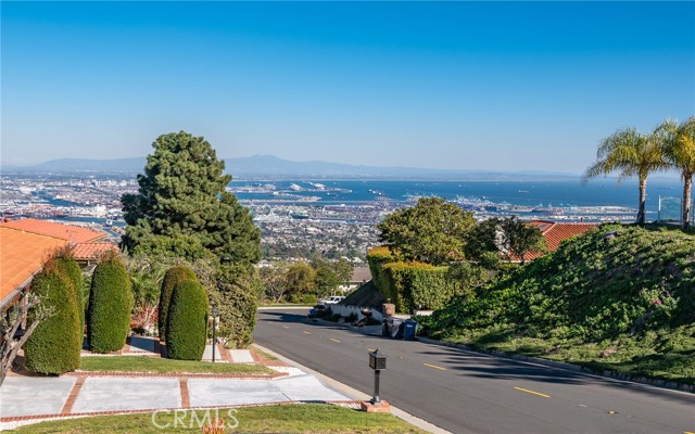 3157 Crownview Drive, Rancho Palos Verdes, California 90275, 3 Bedrooms Bedrooms, ,3 BathroomsBathrooms,Residential,Sold,Crownview,PV22037792